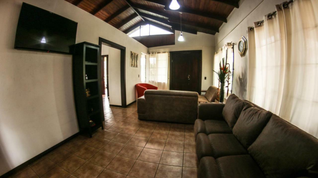 Villa Hortensias La Fortuna Buitenkant foto